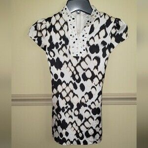 KcParker Printed Sateen Dress with a Bead Embellished Neckline.   Size 7